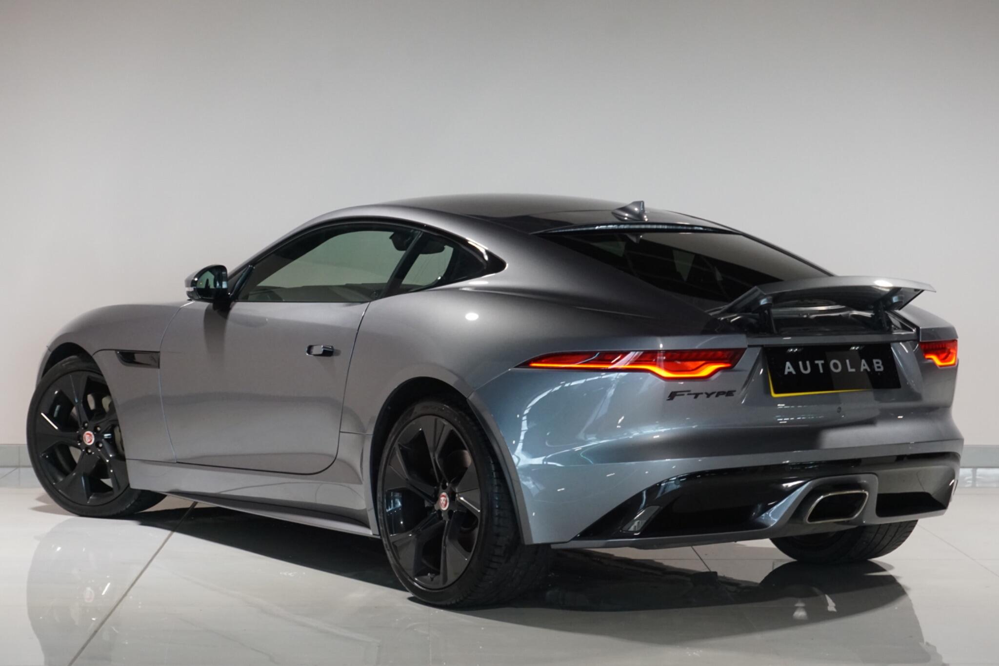 Jaguar F-Type 2.0i R-Dynamic Coupe 2dr Petrol Auto Euro 6 (s/s) (300 ps)